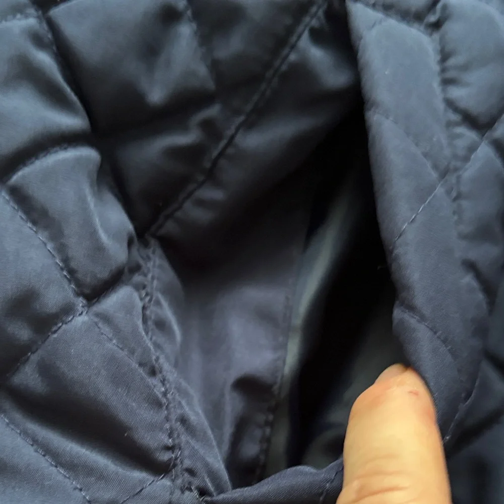 Navy Quilted Women's Vest - Picture 3 of 10